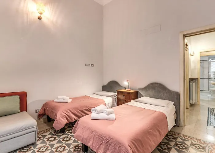 Montebello Apartments79 דירה