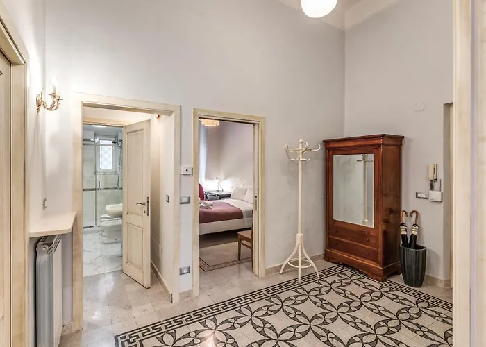 Montebello Apartments79 דירה *